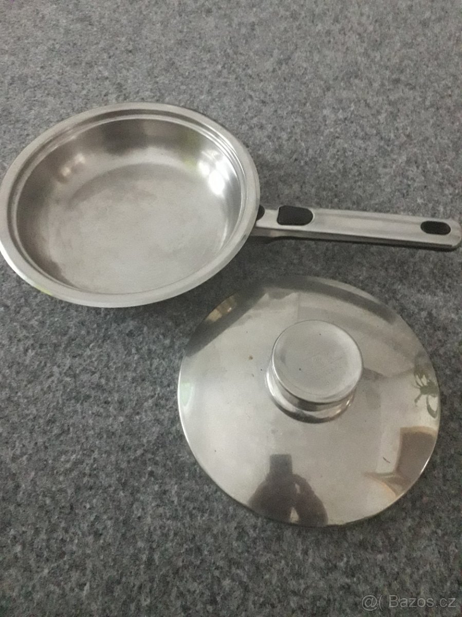 Nerez panev znacky Beck