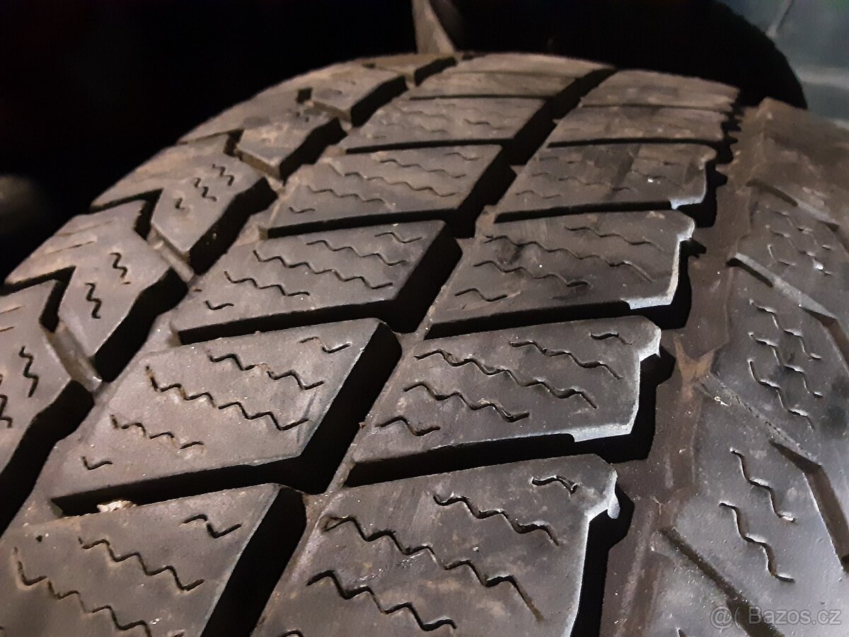 ZIMNÍ PNEU céčkové 235/65/16 C a 215/65/16 C zimnì R16C