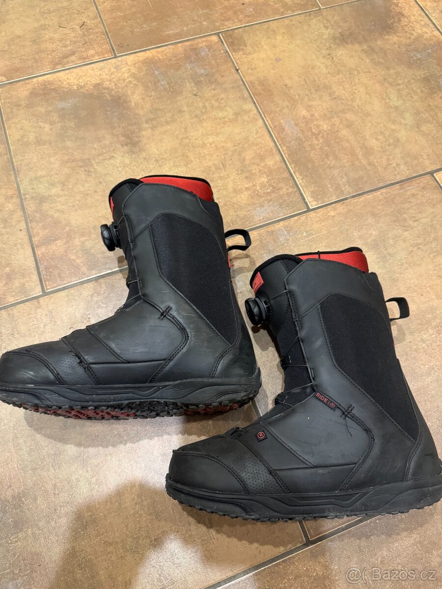 Snowboard Nitro 148 cm s vázáním, Boty Ride Rook 42