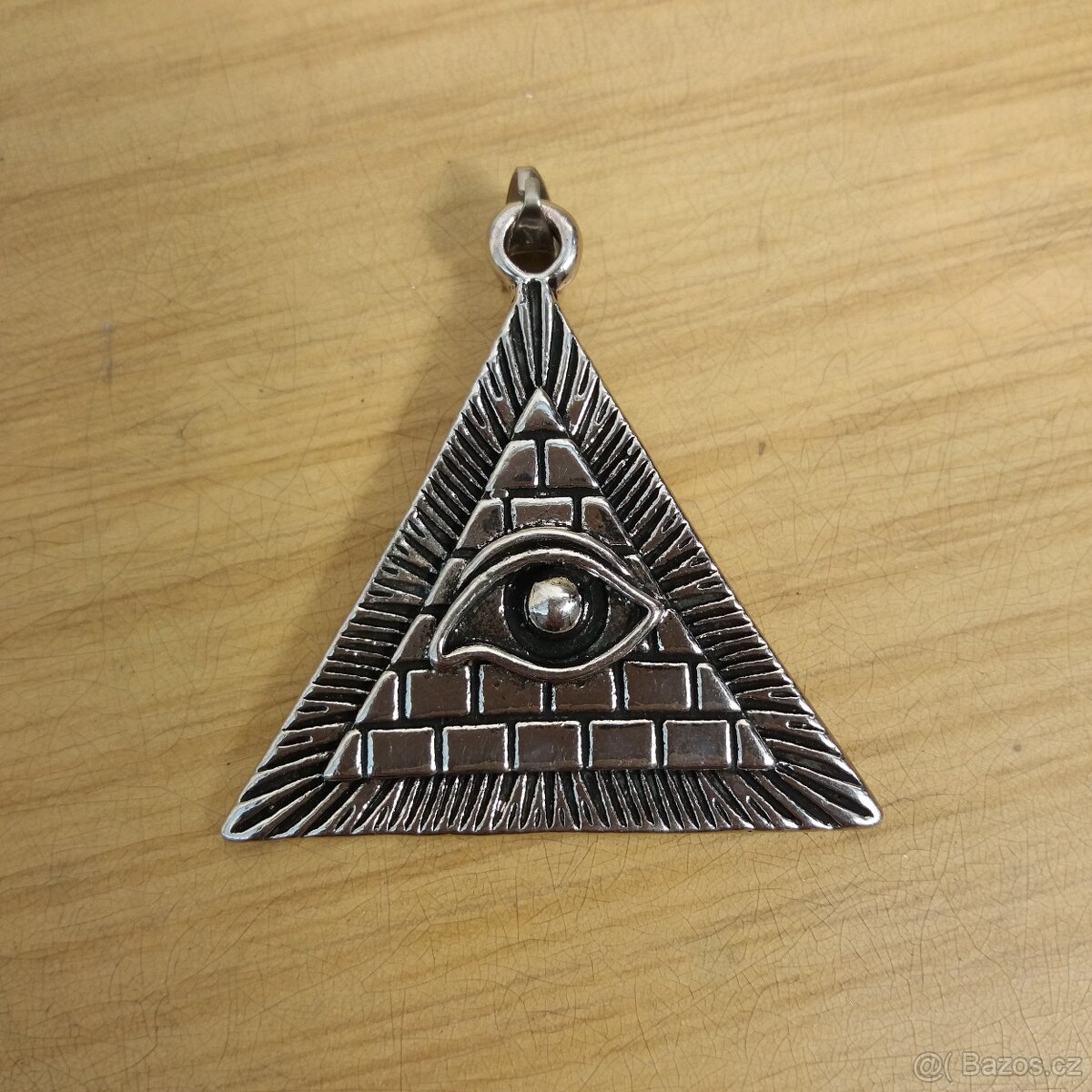 Přívěsek "Vševidoucí oko"