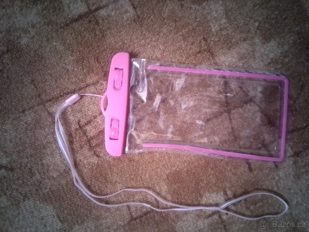 Voděodolné pouzdro