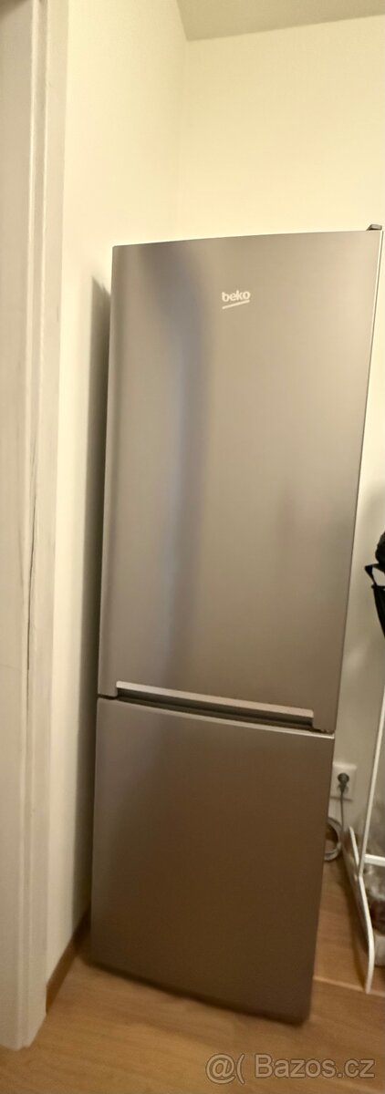 Kombinovaná lednice Beko