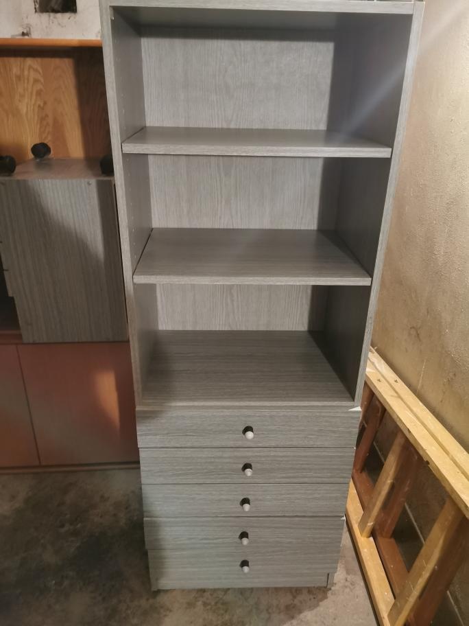 Kancelářský nábytek