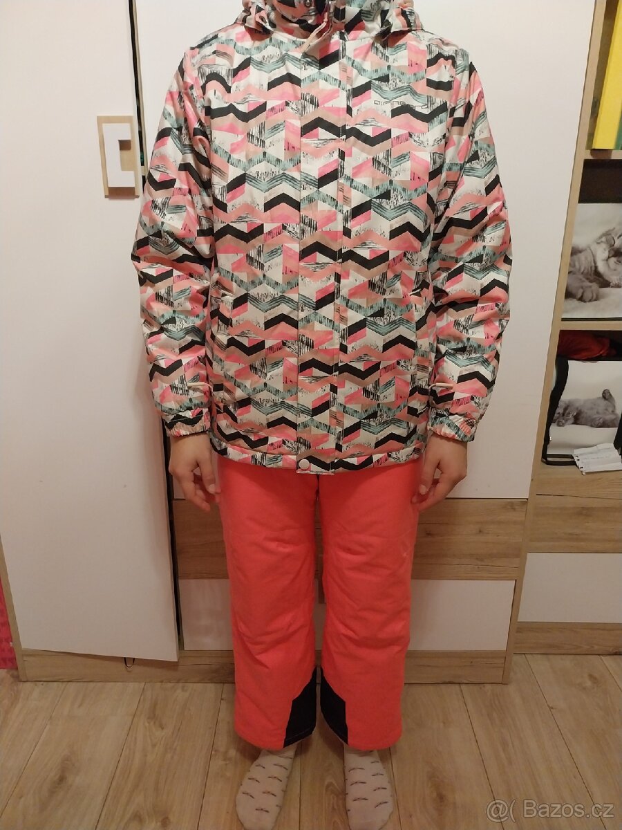 Lyžařský komplet 152-158