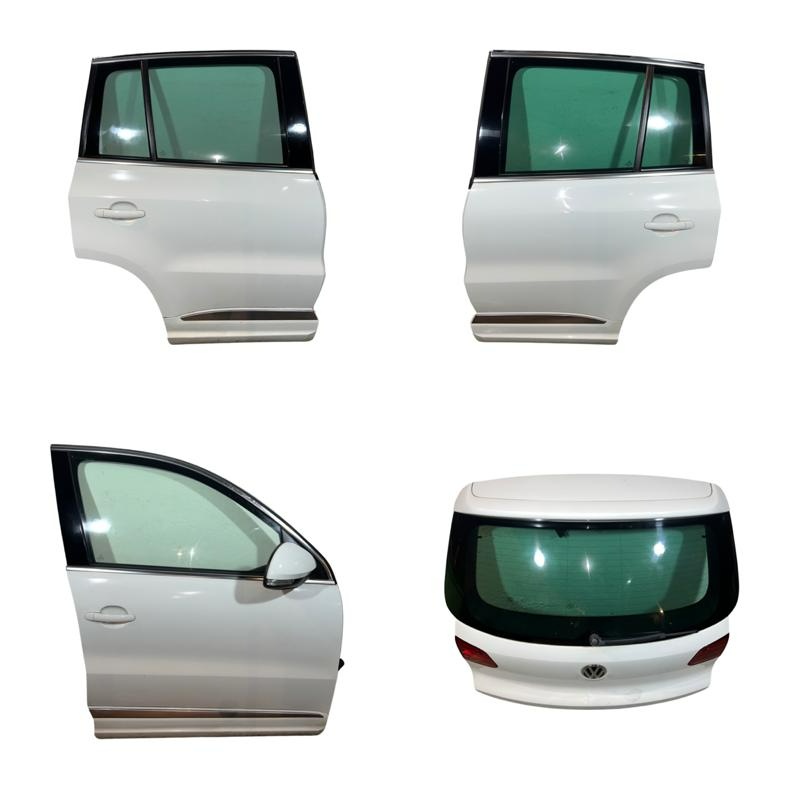 Všechny dveře-páté dveře bíla LC9A VW Tiguan 5N R-Line  2014