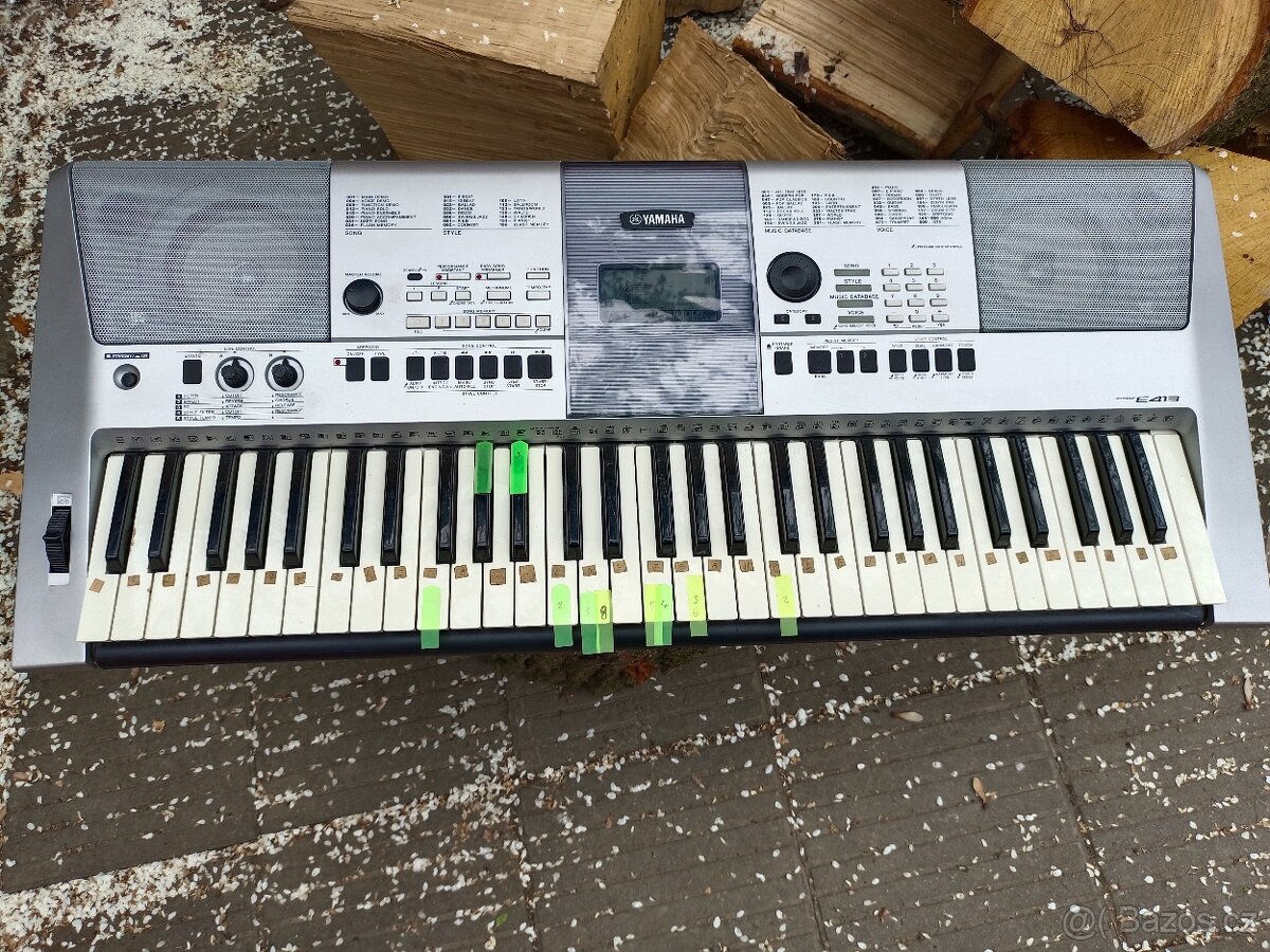 klávesy Yamaha PSR E 413 - klávesy PSRE413