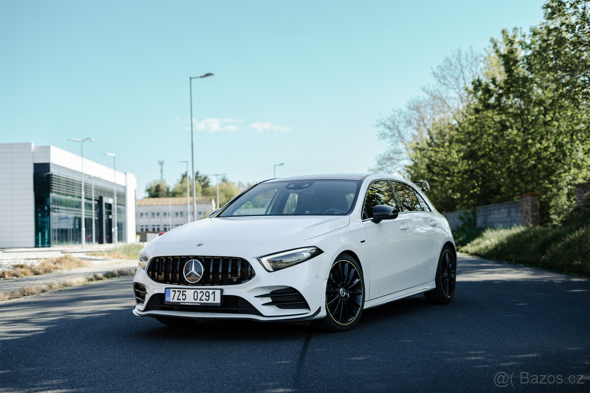 Mercedes Benz A250 / W177