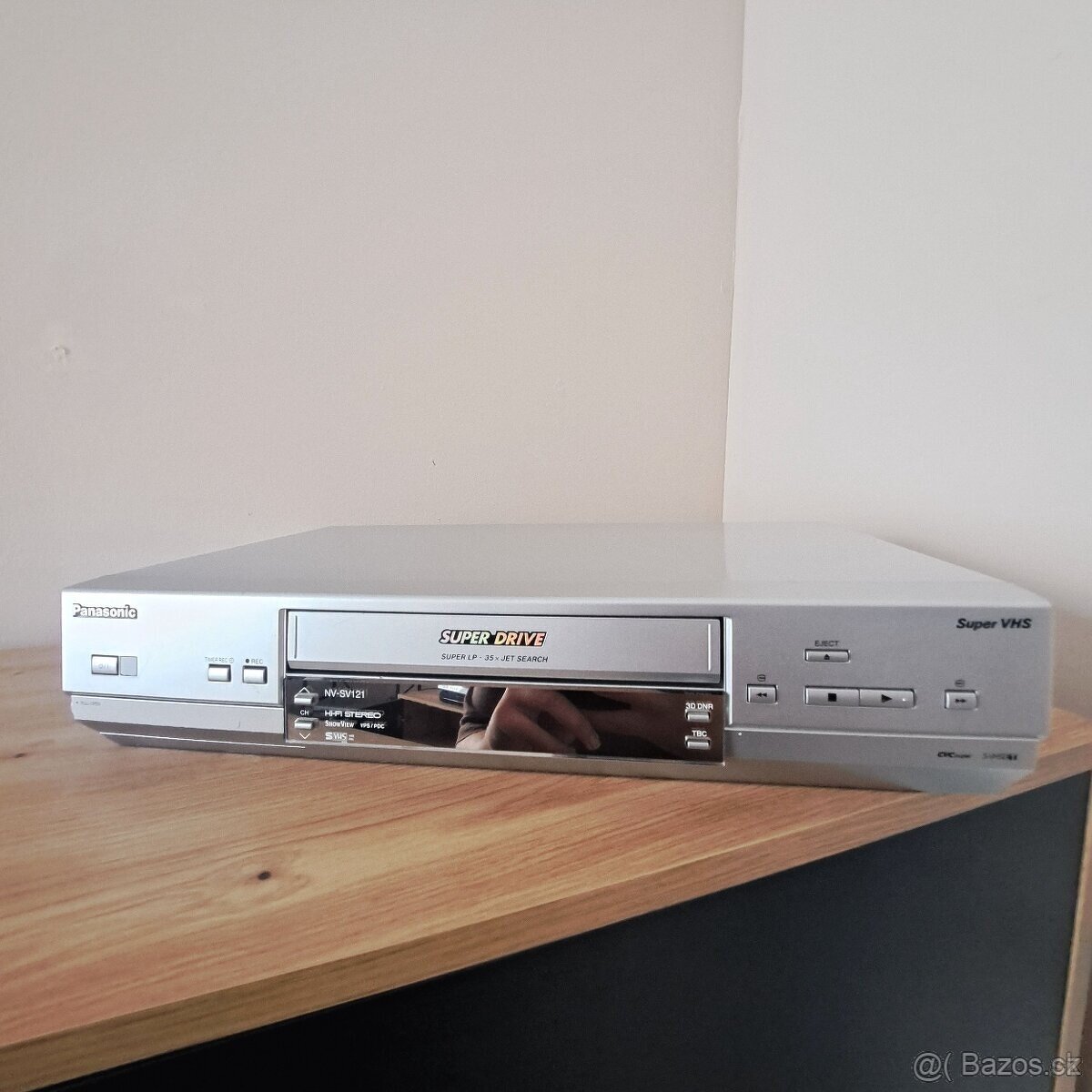 Predám videorekordér Panasonic NV-SV121