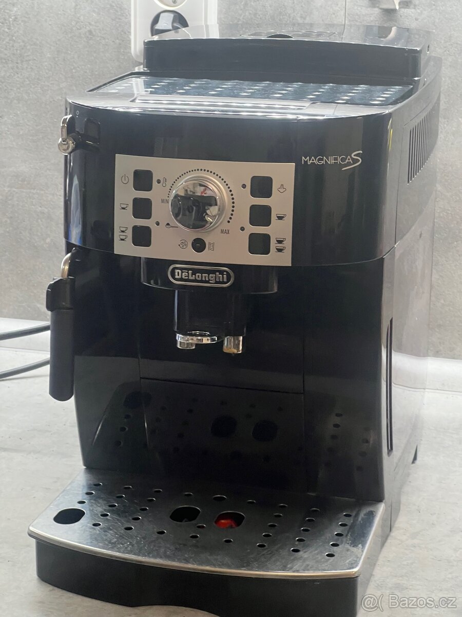 Delonghi Magnifica S