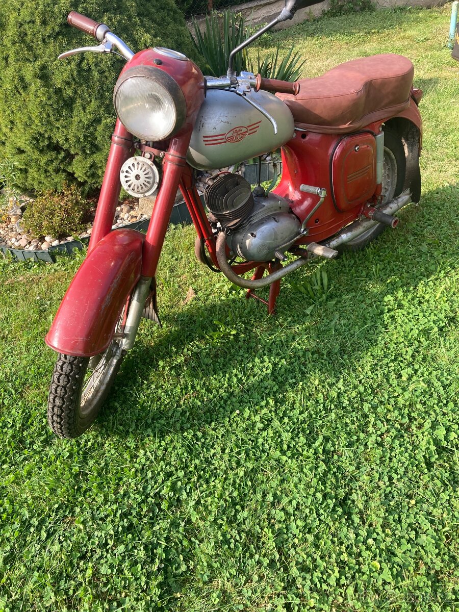 Jawa Čz 150