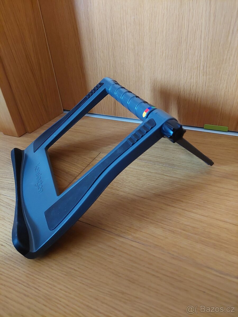 Podložka/Stojánek pro notebook