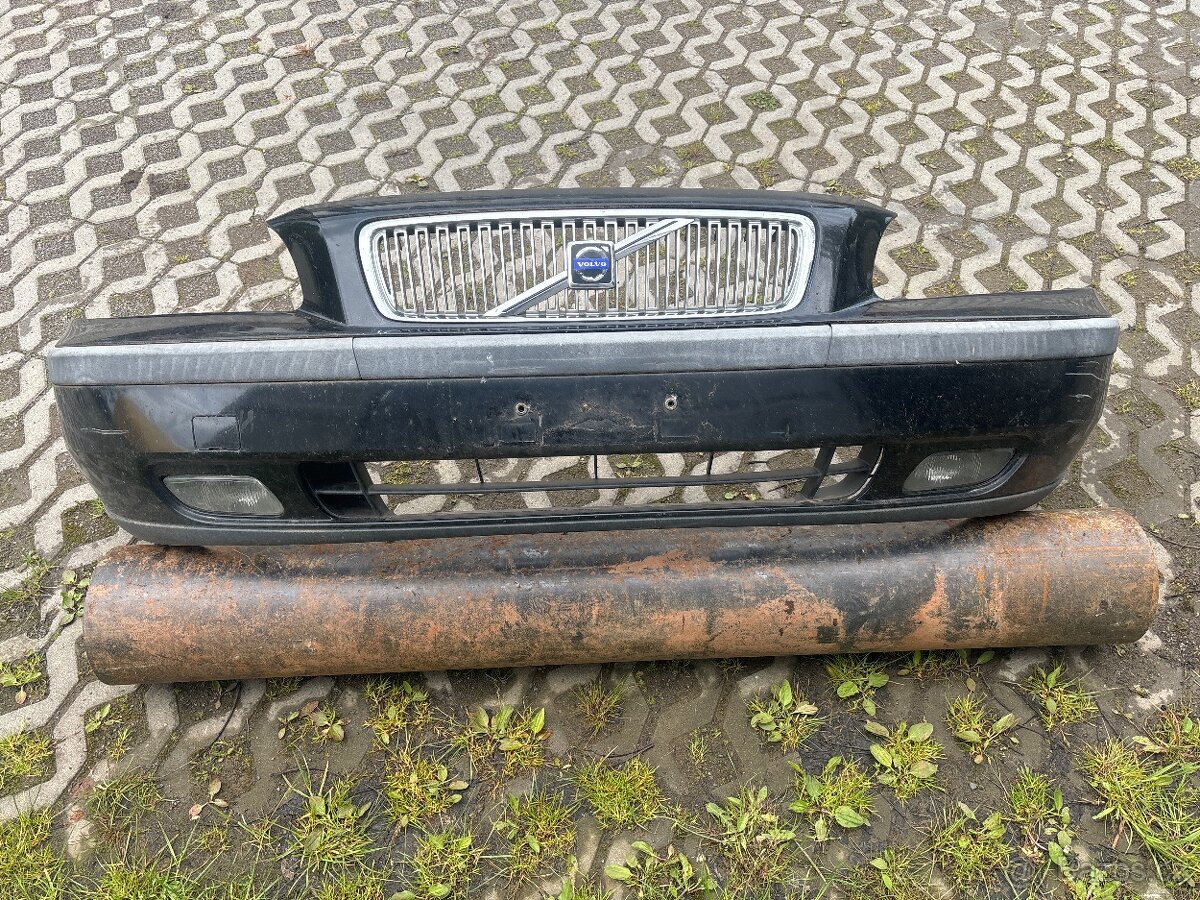 Volvo V70 přední nárazník