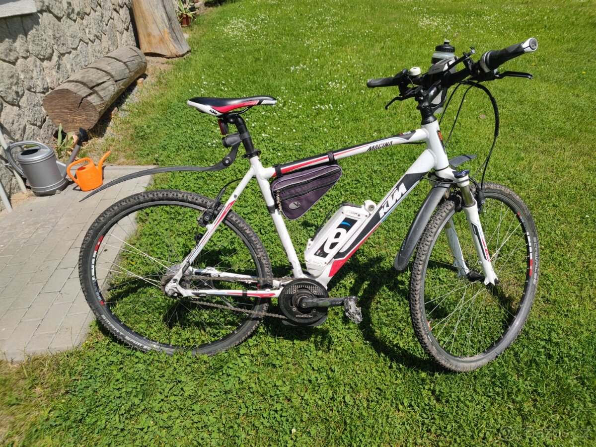 KTM Cros Macina