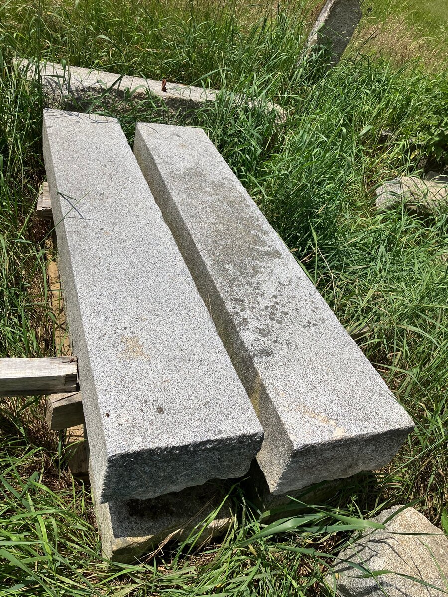 Staré ručně dělané schody