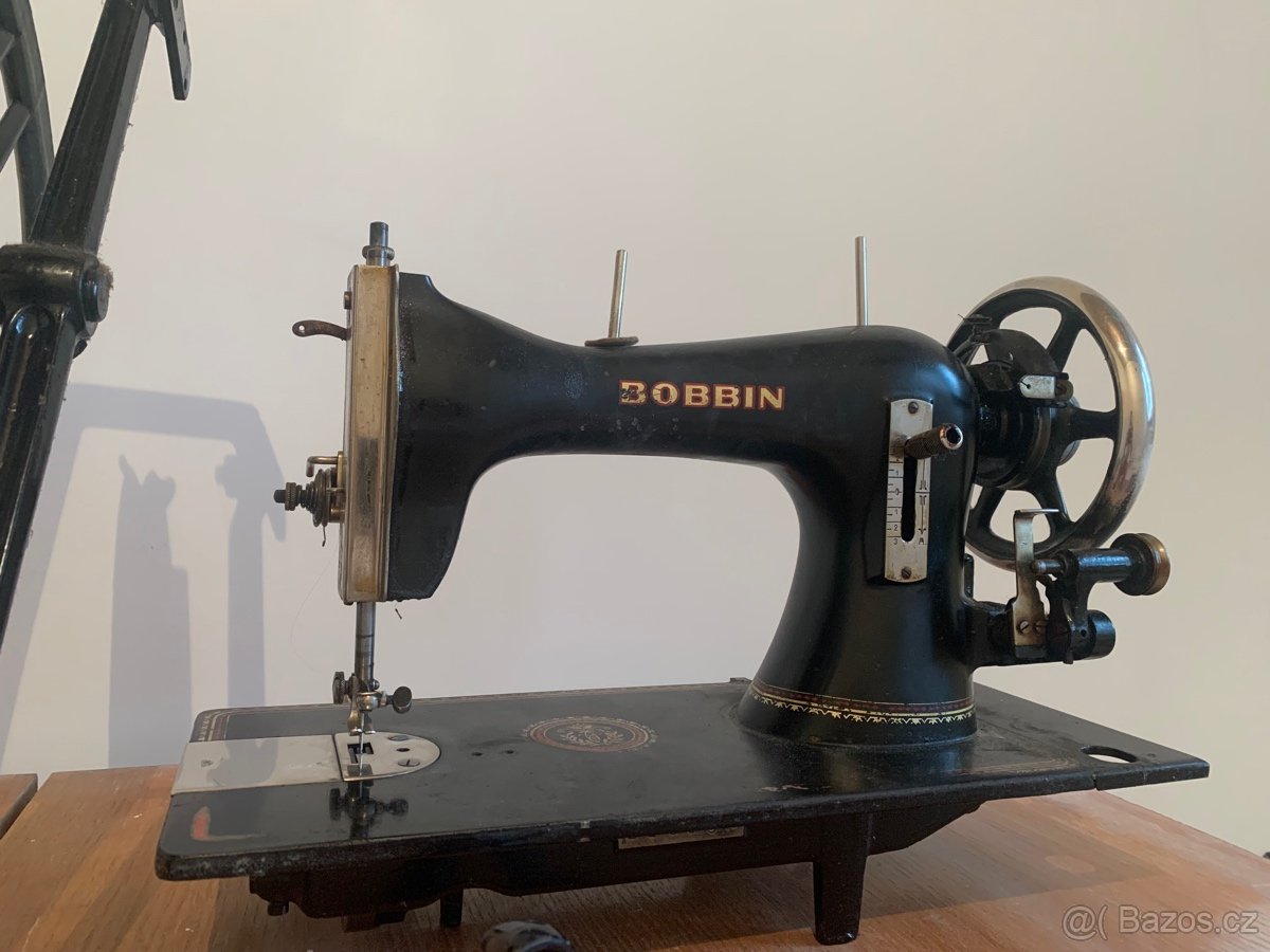 Šicí stroj Bobbin