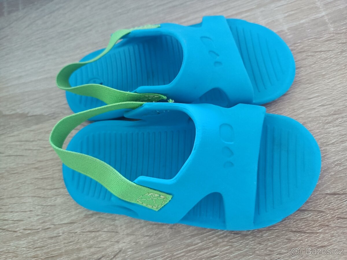 Boty do vody Decathlon, velikost 23-24