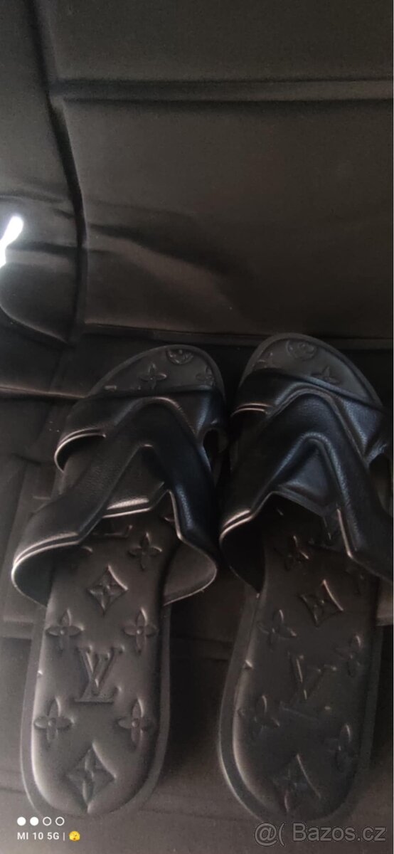 pantofle Louis Vuitton