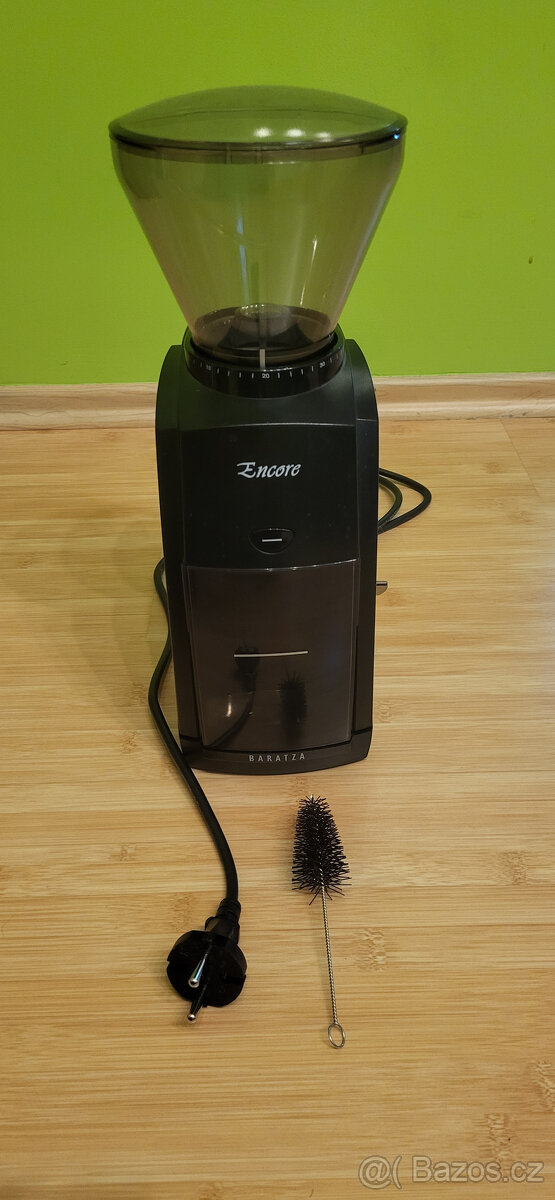 Mlýnek na kávu Baratza Encore Black