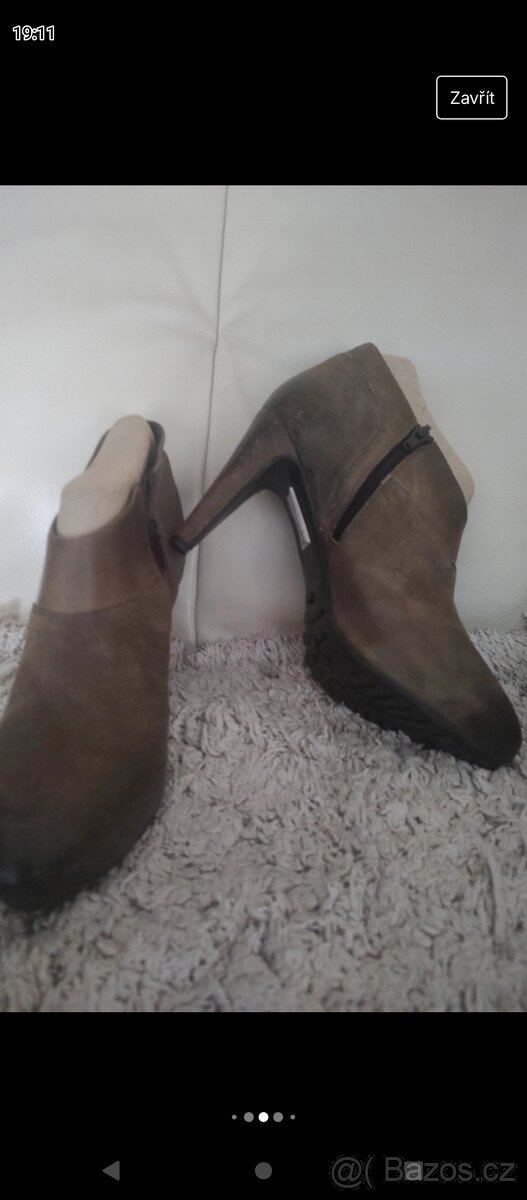 Kožené kotníčkové boty Marie Claire