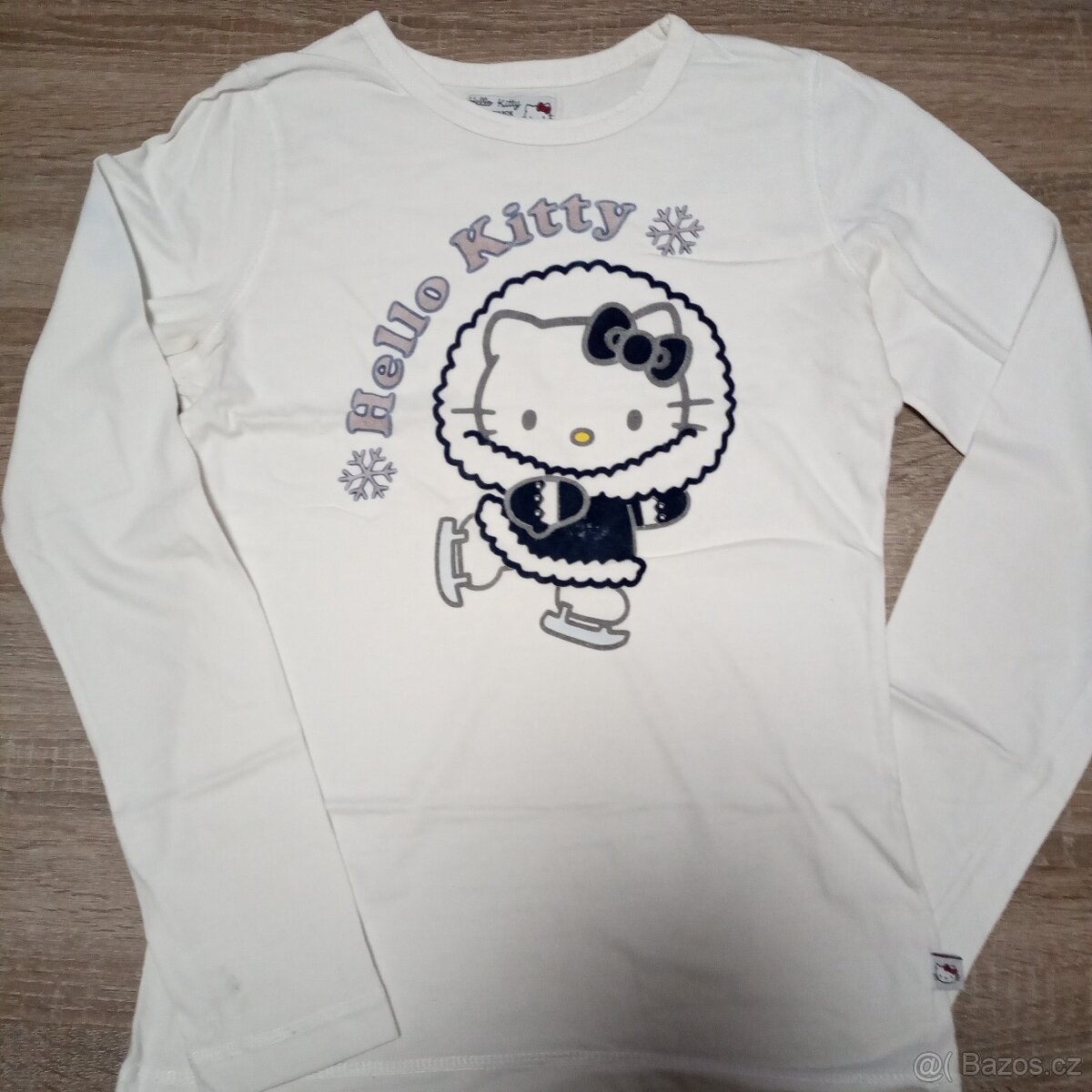 Dívčí licenční tričko HELLO KITTY vel.158-164