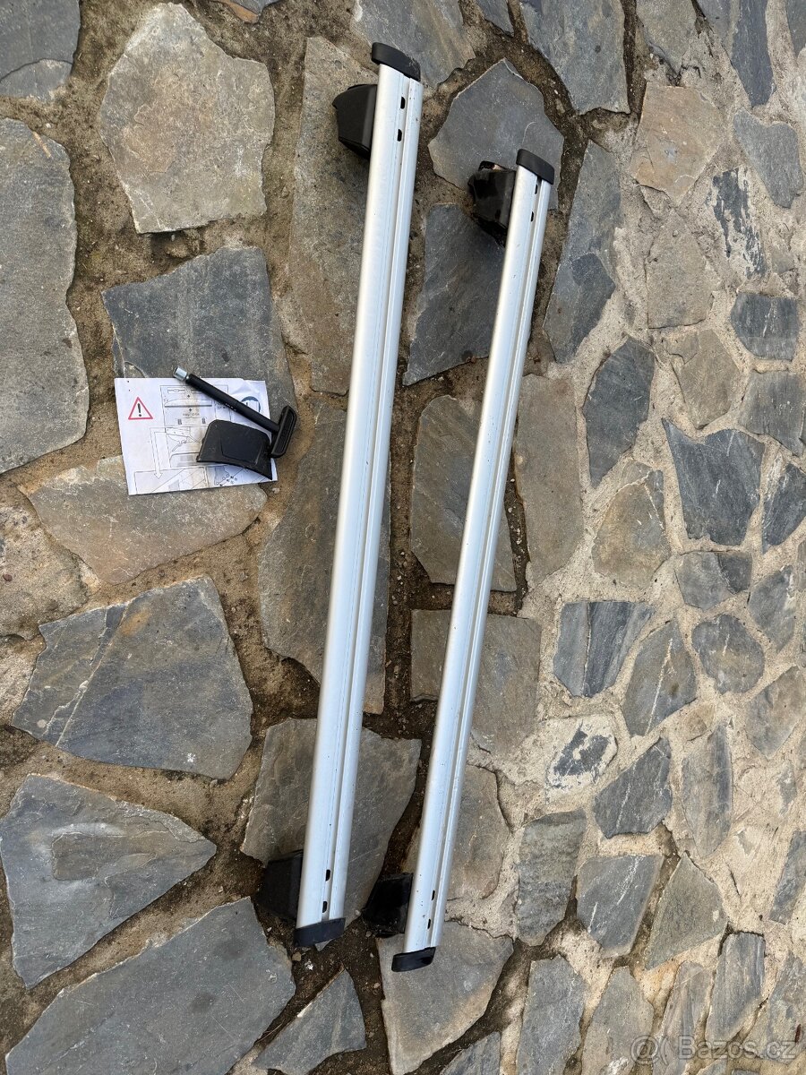 NOVÉ PŘÍČNÍKY - AUDI Q8