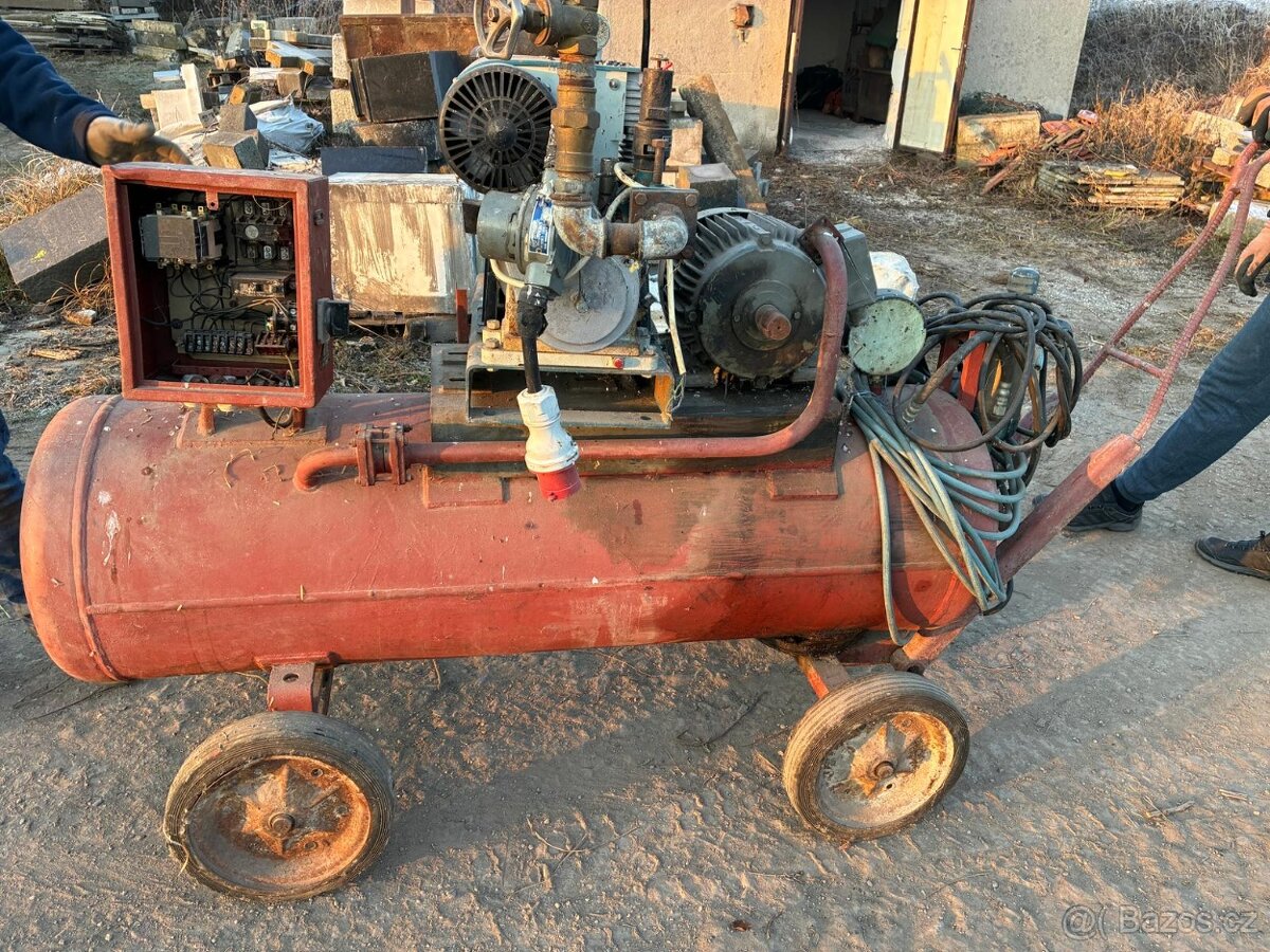 Vzdušník připravený, pozor bez kompresoru