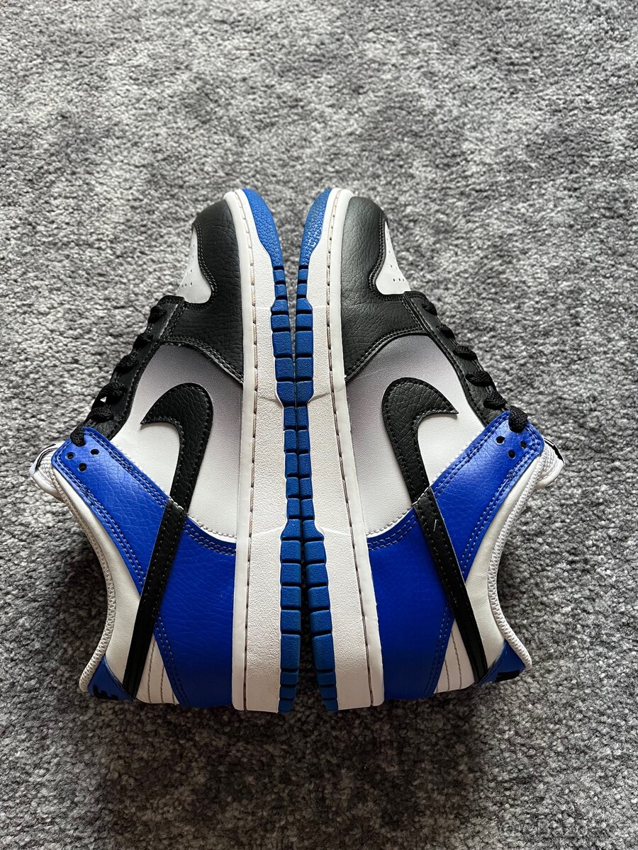 Nike dunk low Vel 40