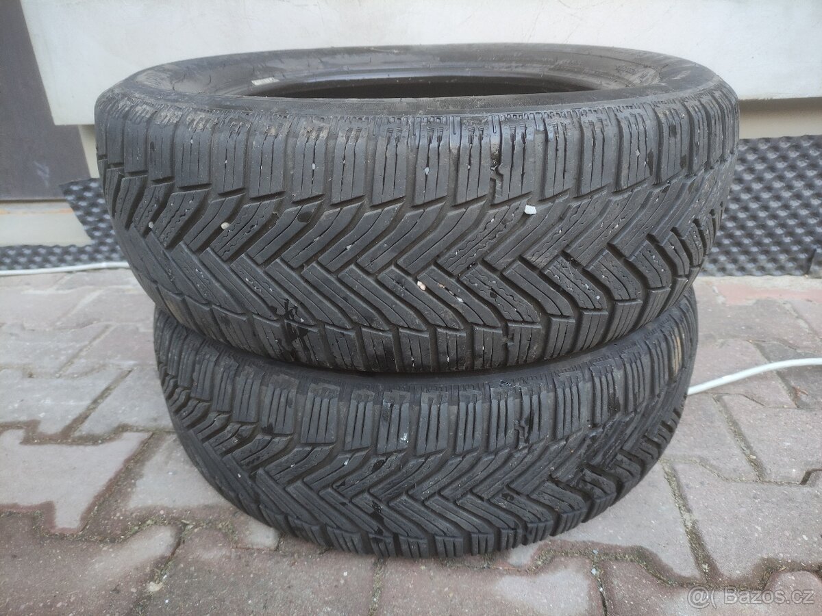 Zimni pneu 205/55 R16