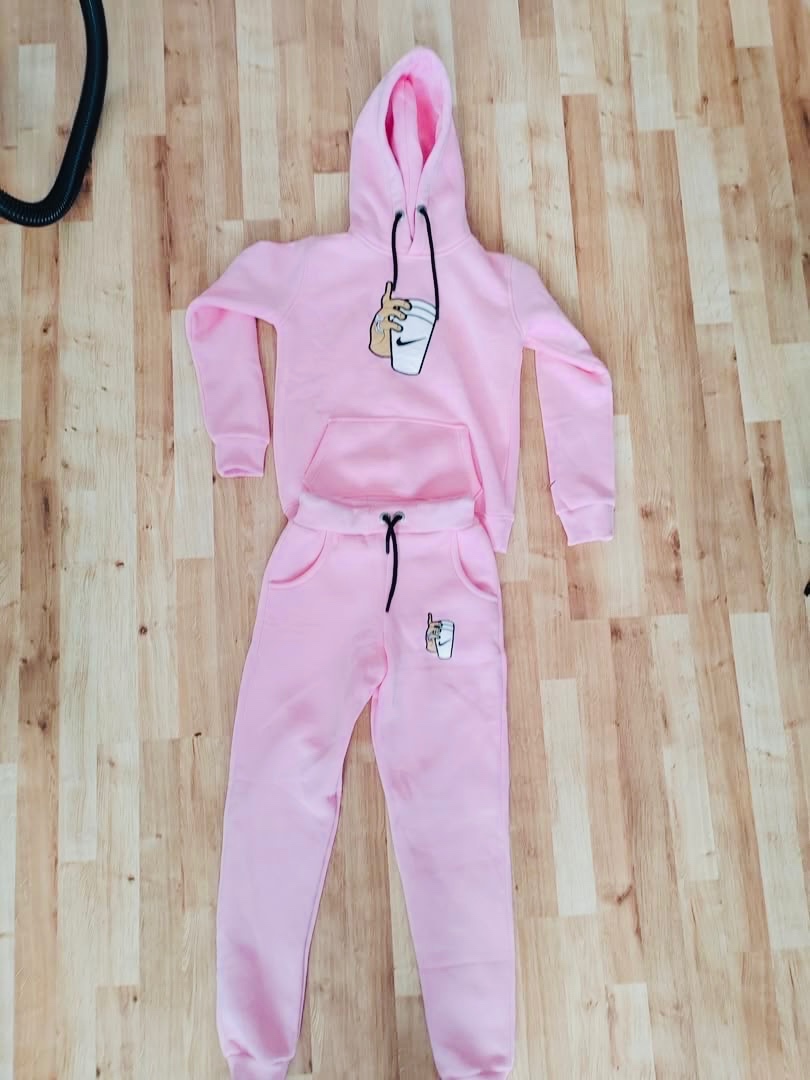 Prodám dívčí soupravu Nike