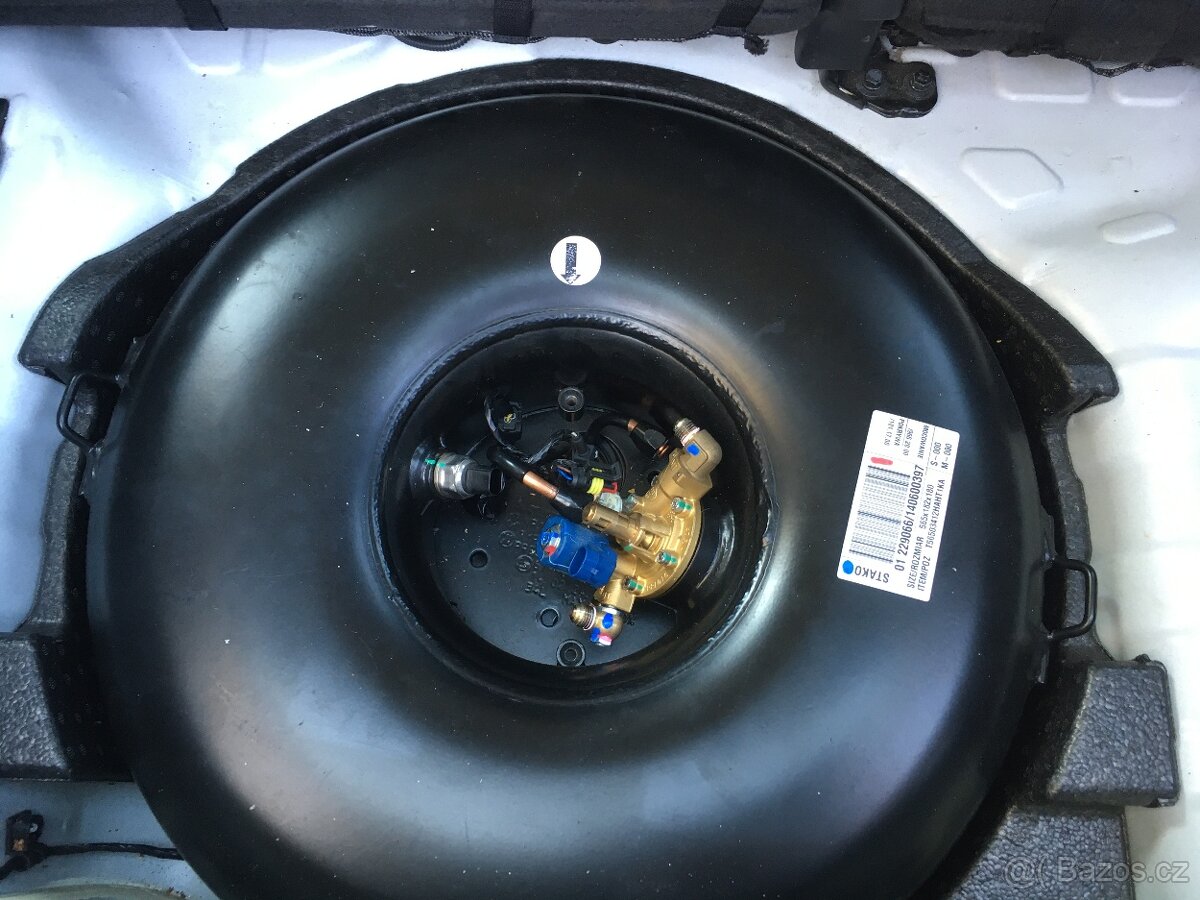 LPG Hyundai I10 výměna nádrže u tovární přestavby