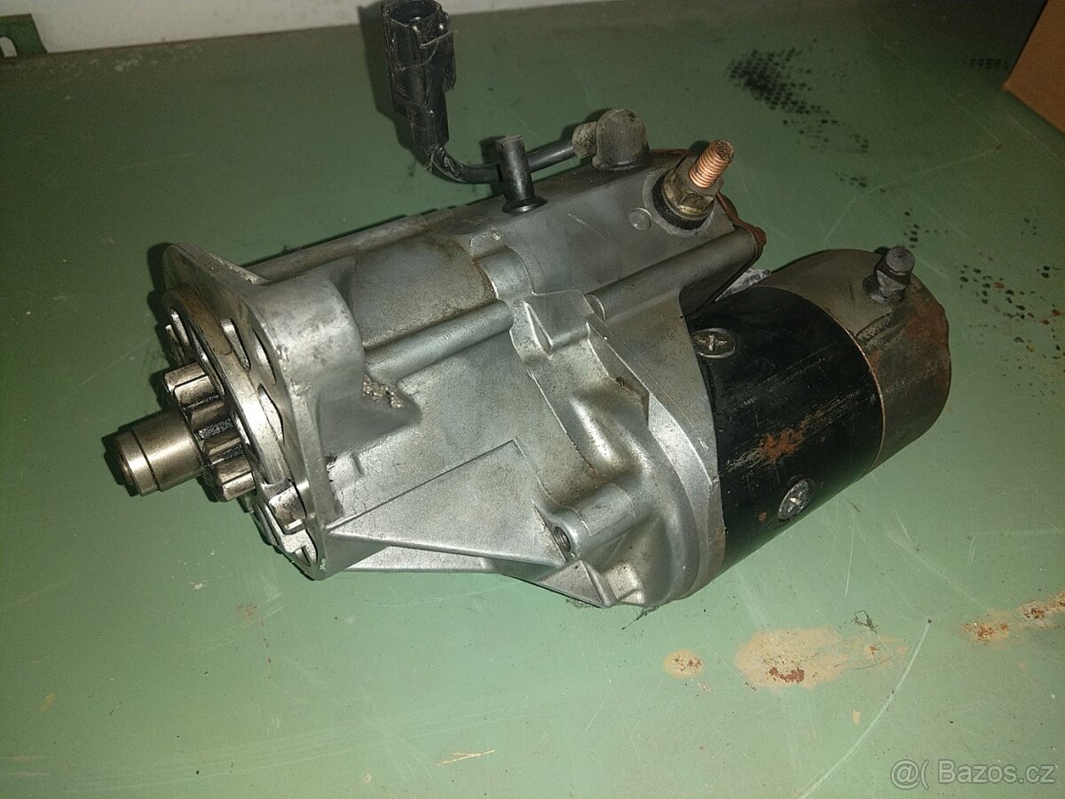Land Cruiser HDJ 80 - startér