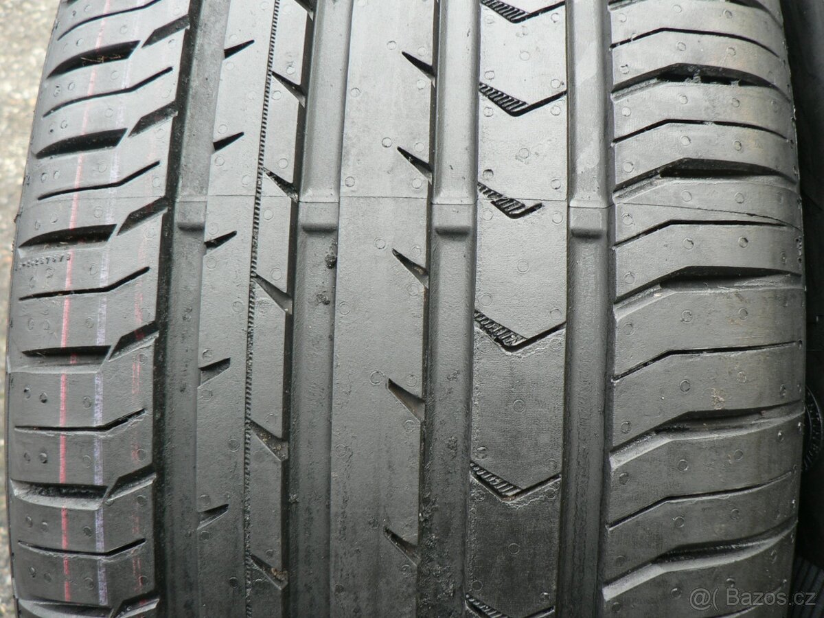 215 55 17 letní pneu R17 Continental nové