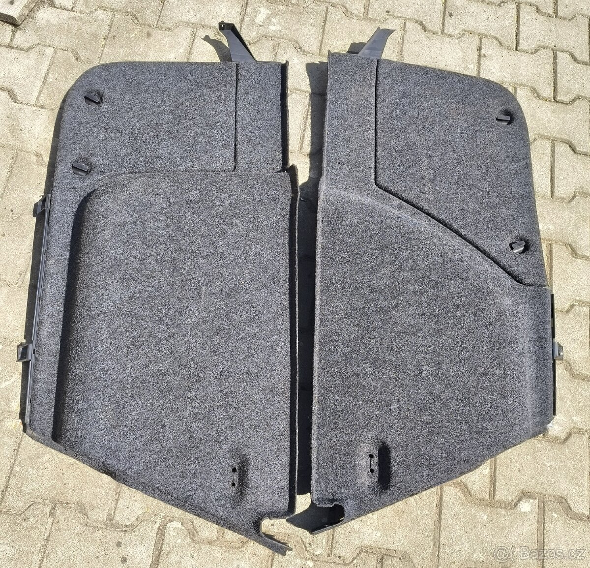 Octavia 1 bočnice kufru sedan/liftback