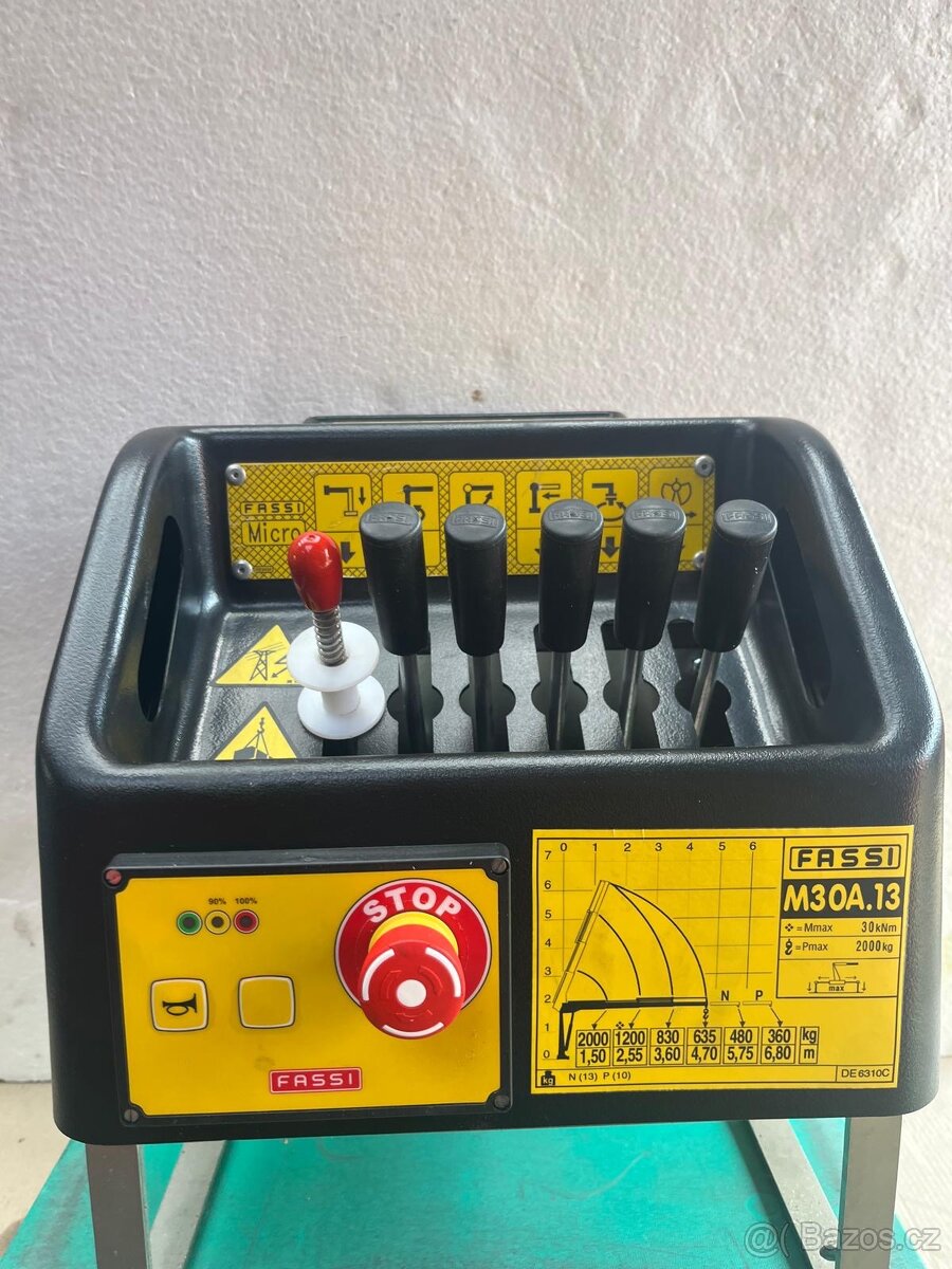 Hydraulický rozvaděč