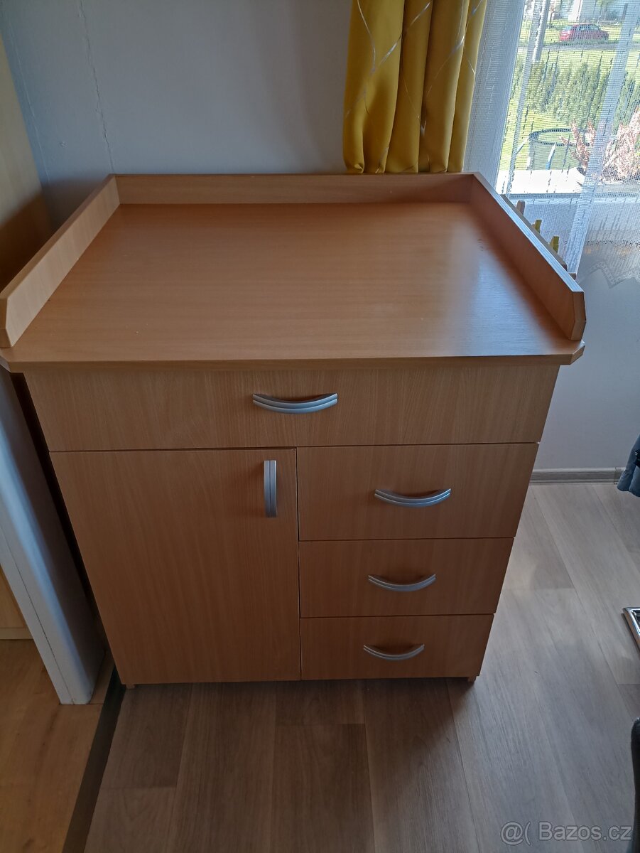 Přebalovací komoda/pult