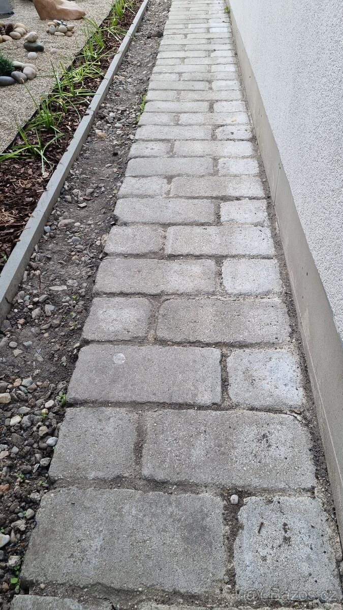 Betonová dlažba