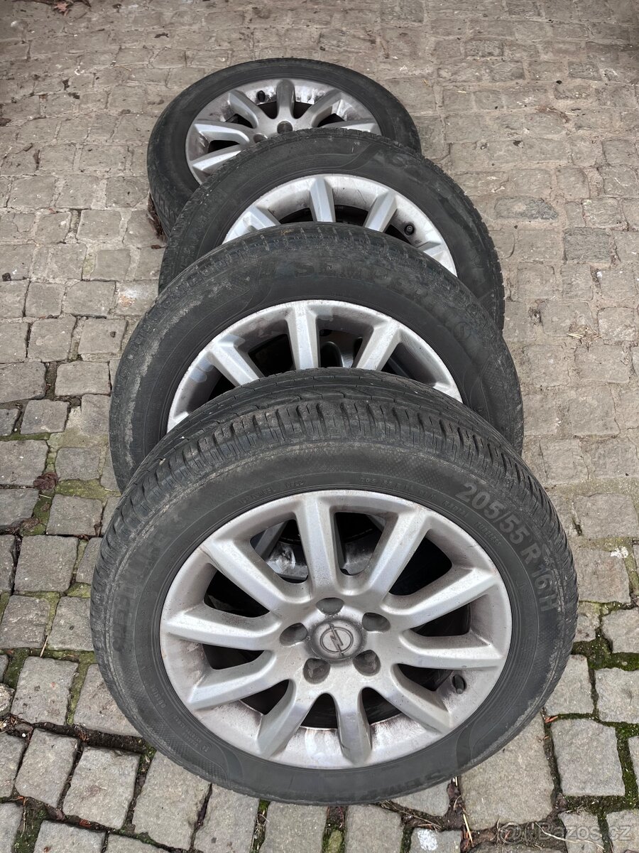 Alu disky + letní pneumatiky 205/55 R 16 H | Opel Zafira