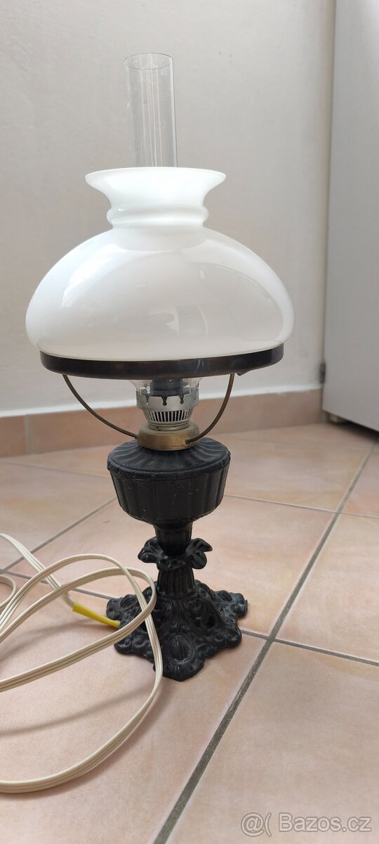 Elektrická petrolejová lampa