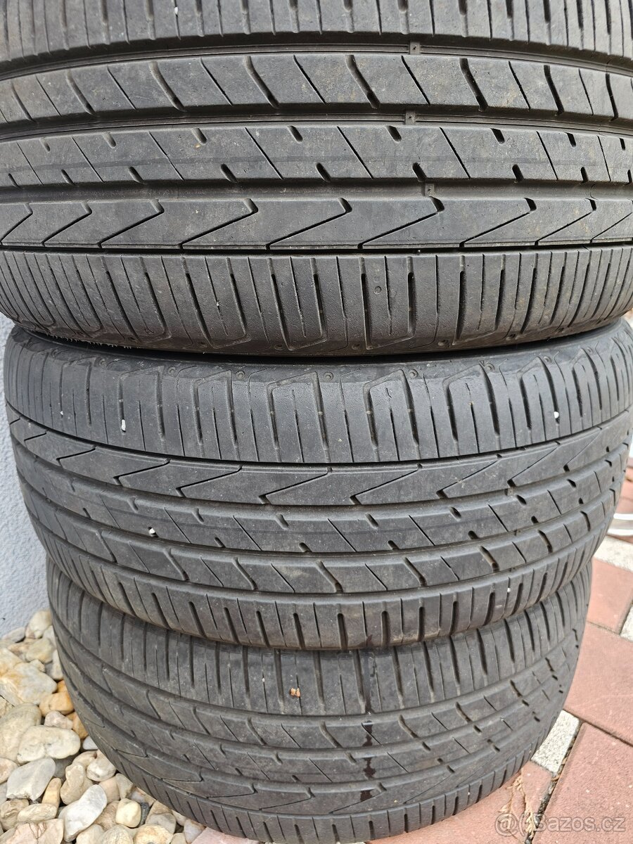Hankook Ventus S1 Evo2 SUV 235/50 R19 99V