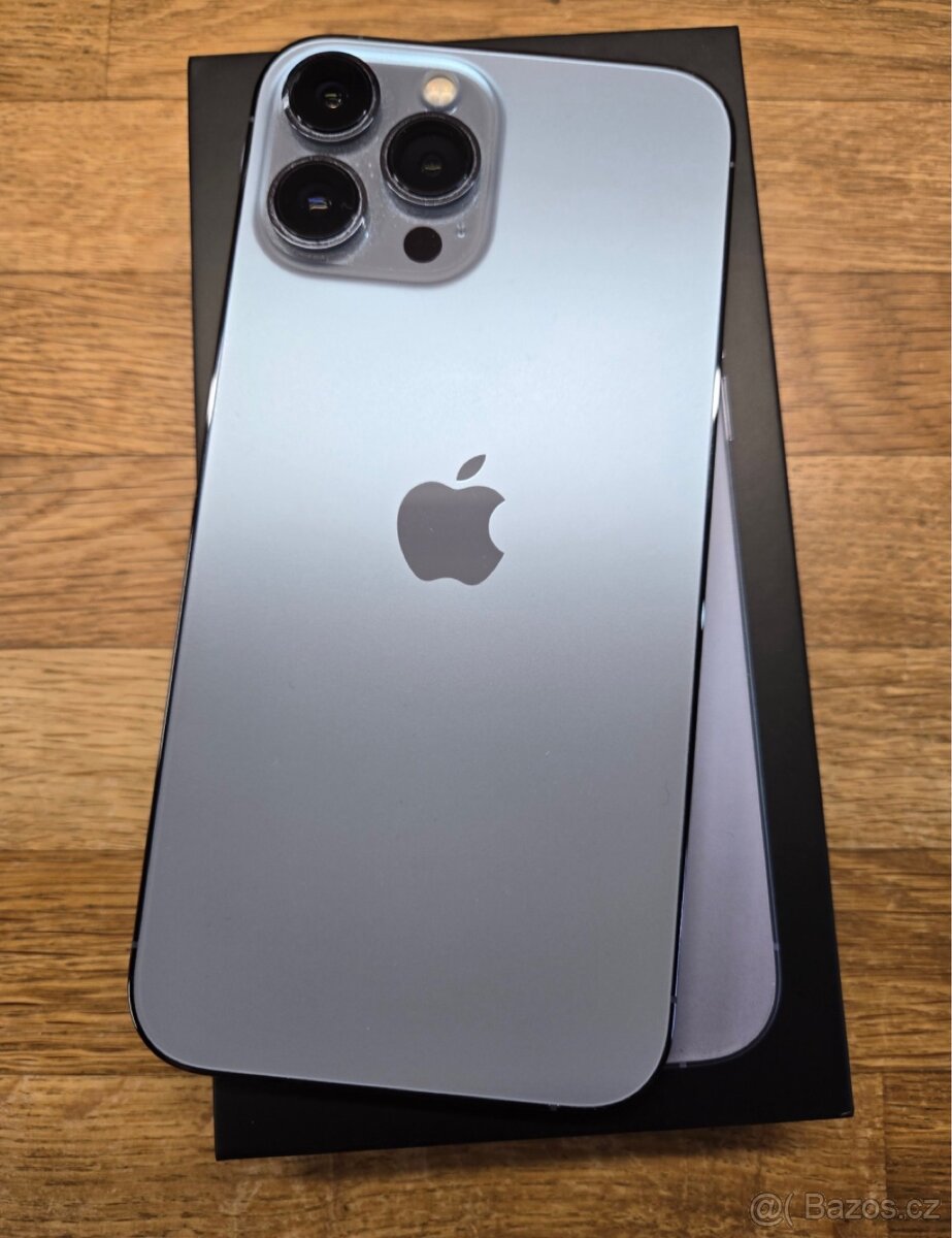 Prodám iPhone 13 Pro Max, krásný stav, komplet balení.