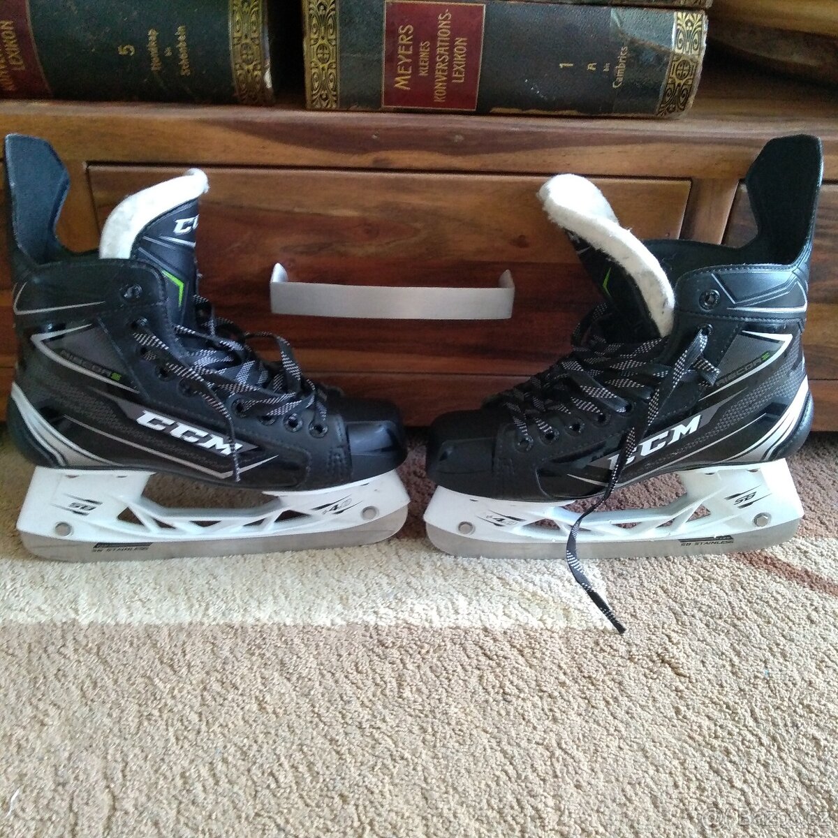 Hokejove brusle ccm Ribcore