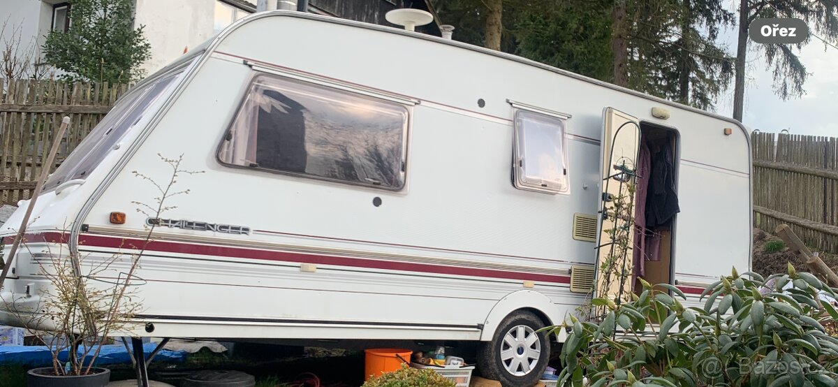 Obytný karavan Challenger 520