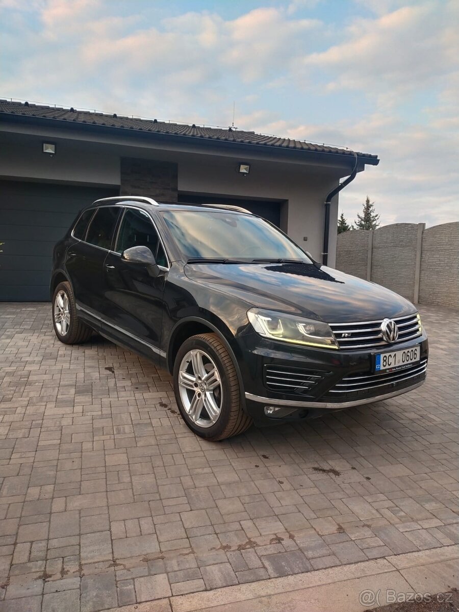 VW Touareg 3.0 TDI R-line
