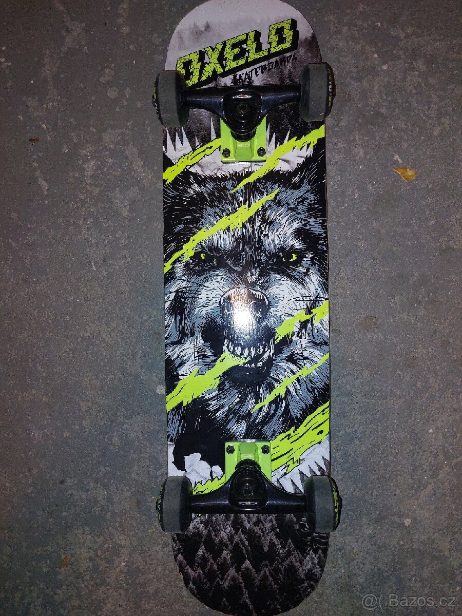 Skateboard