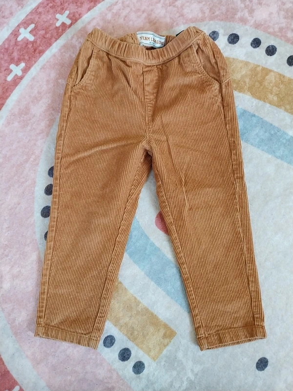 Manšestrové kalhoty Tchibo vel.98/104