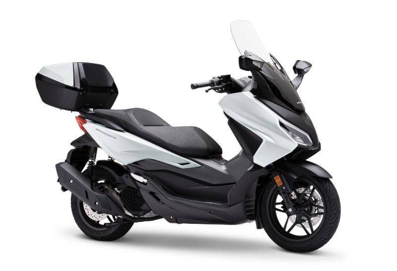 HONDA FORZA 125,Matt Pearl Cool White 2025,ABS,HSTC,GPS