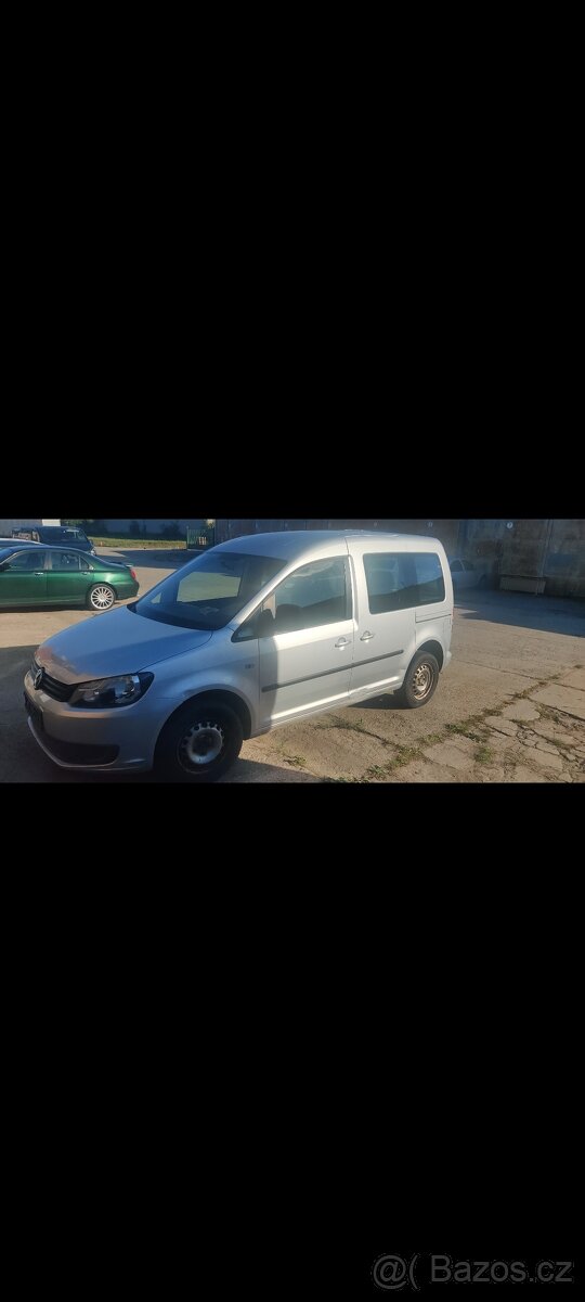 VOLKSWAGEN CADDY 1.2 tsi 77kw rok 2011