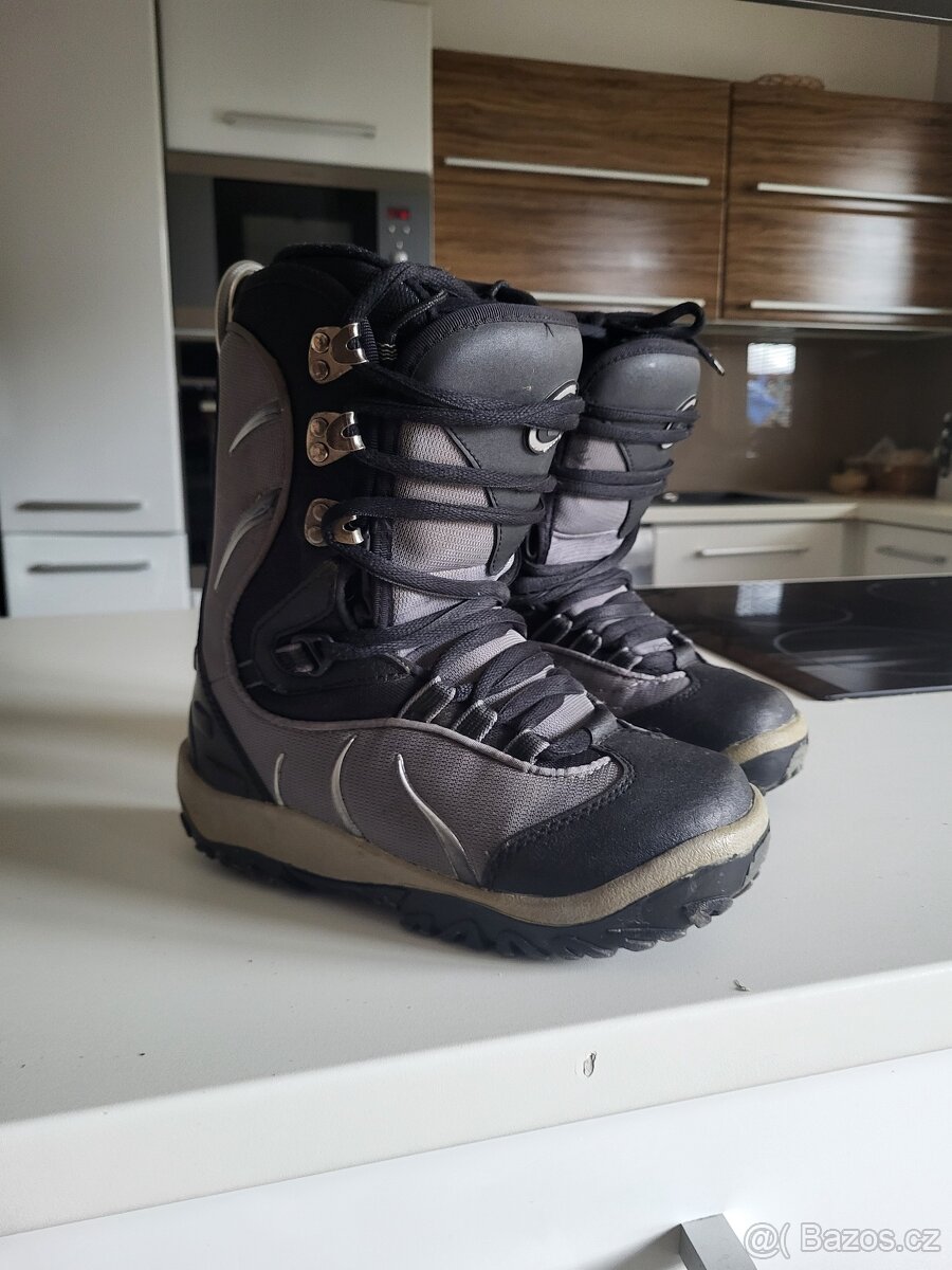 Boty na snowboard vel. 38