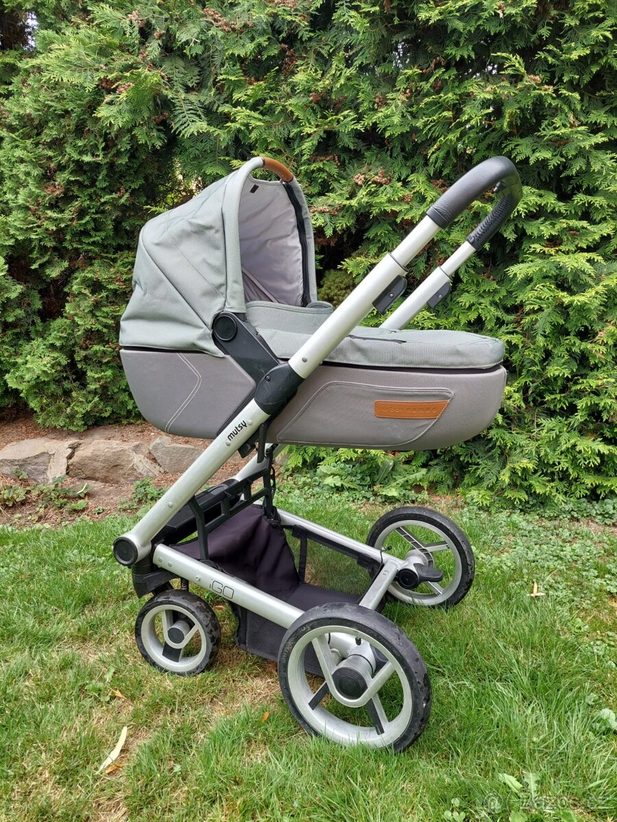 Mutsy iGO dvojkombinace