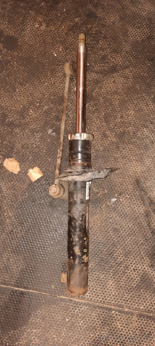 Přední tlumič pérování Octavia 2